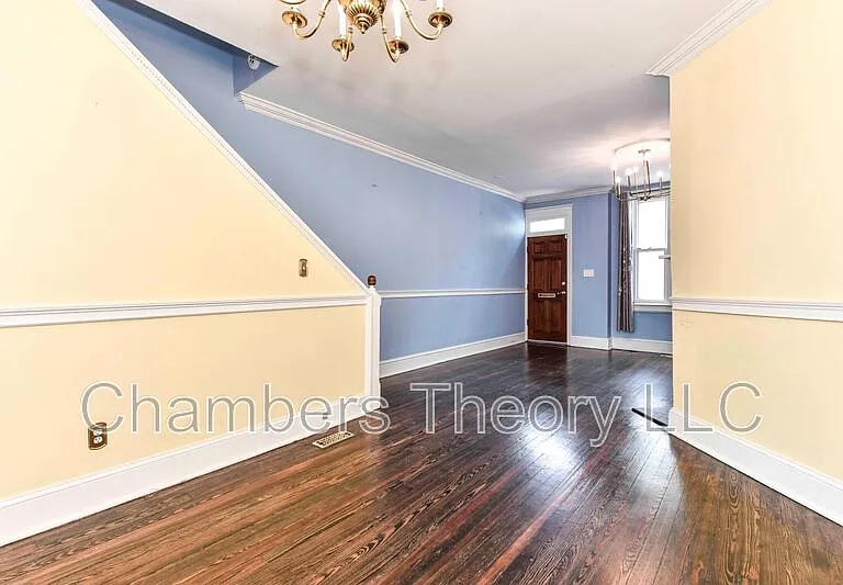 1005 Duke St — Photo 6