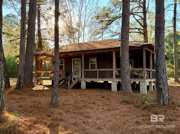 48123 King Ln, Bay Minette, AL 36507