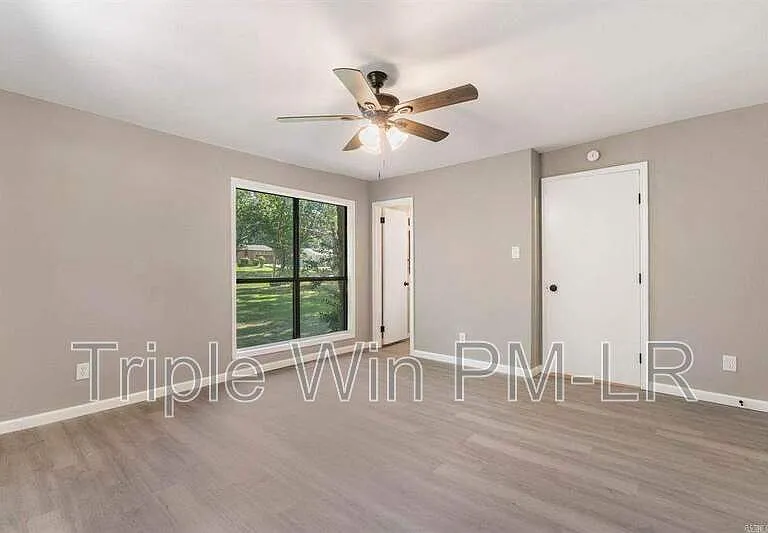 9914 Pinnacle Valley Rd — Photo 11