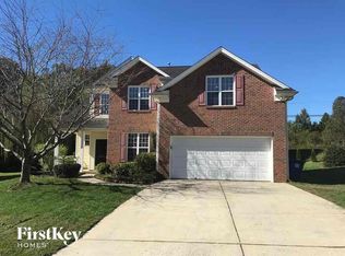 4182 Turnberry Park Ct, Pfafftown, NC 27040