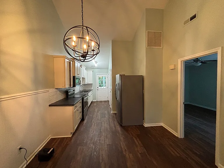 5202 Fox Ct — Photo 6