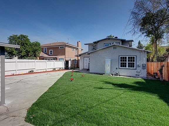 2nd image of 5449 10th Ave