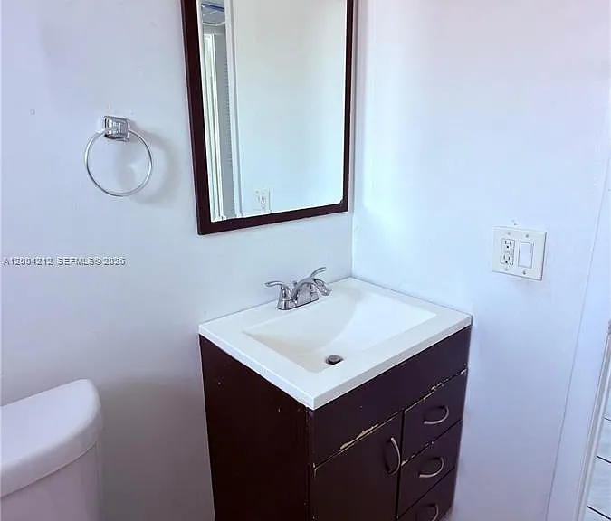 6370 W 27th Ct #203 — Photo 11