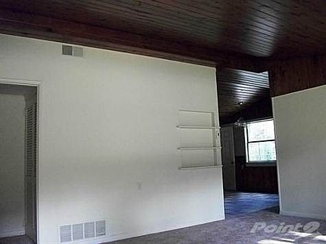 2nd image of 5003 Stafford Ave