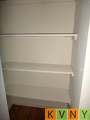 Rented by KVNY Soho | media 13