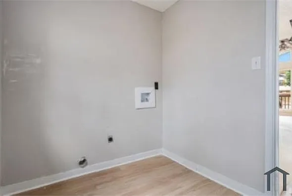 784 15th Ct NW — Photo 21