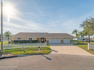 1480 W Riviera Dr, Merritt Island, FL 32952