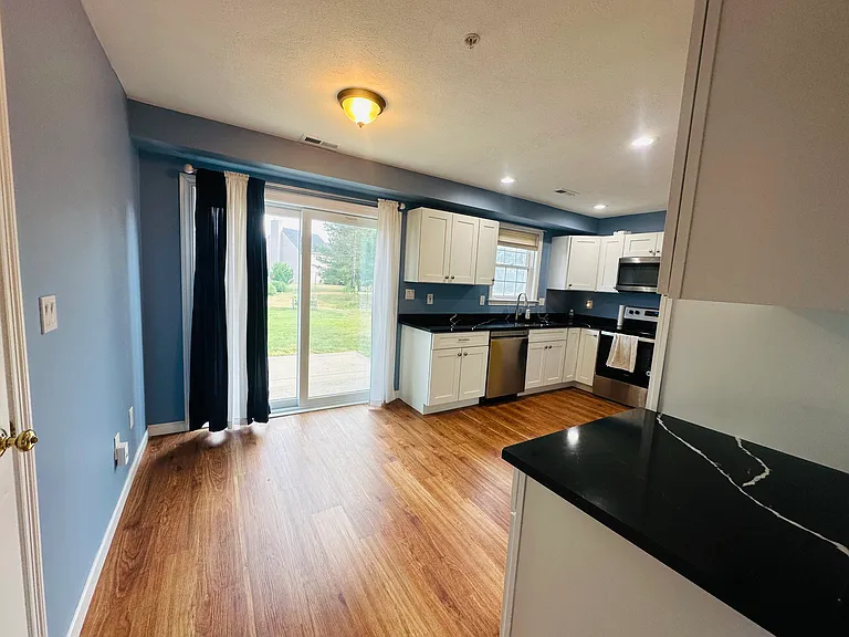 175 Clear Pond Dr #175 — Photo 13