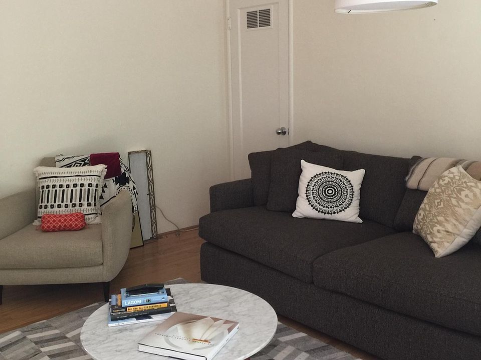 Spacious living areas ...
