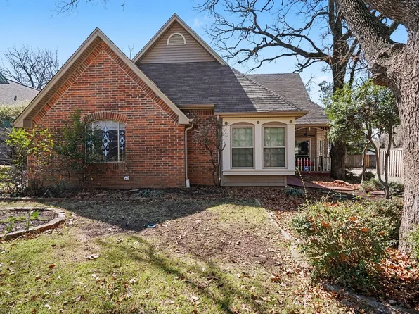 1925 Highland Park Cir, Denton, TX 76205
