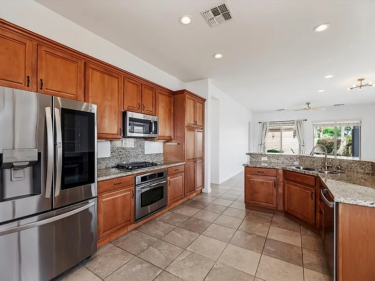 81916 Avenida Del Toro — Photo 24