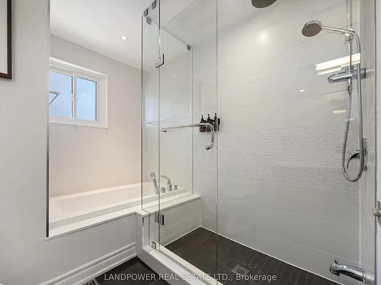 48 Marowyne Dr — Photo 16