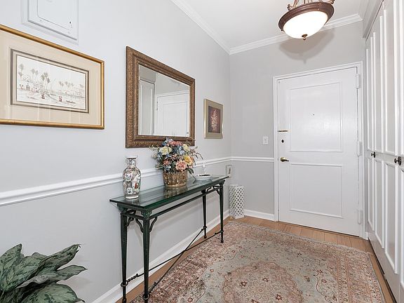 5th image of 16 Rockledge Ave #7A-1