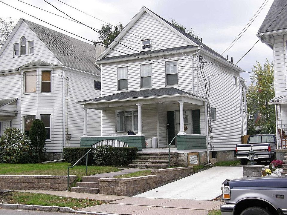 2nd image of 428 Carey Ave