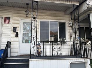 316 S Maple St, Mount Carmel, PA 17851