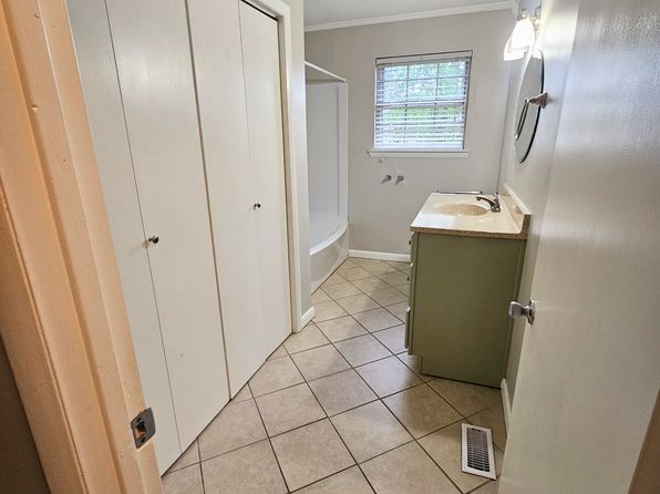 117 Mitchell Ln, Rossville, GA 30741