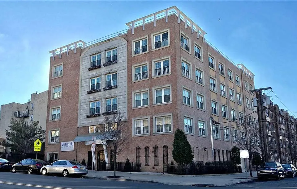 41-47 Broadway