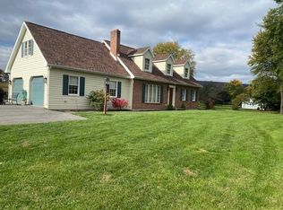 34 Blind Ln, Mifflintown, PA 17059