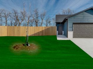 607 N Grandstone St, Kechi, KS 67067