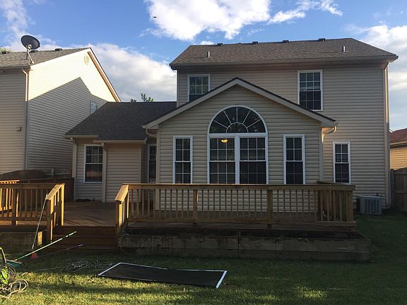 4th image of 2045 Drummond Dr