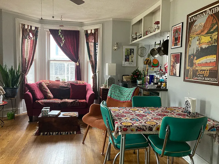 264 Main St #1 — Photo 4