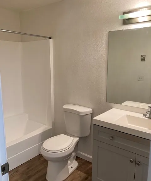 522 SE Olympia Dr — Photo 6