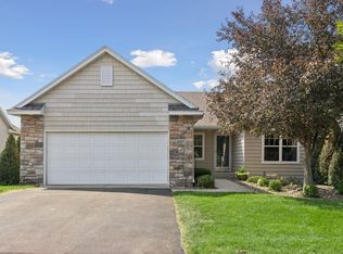 2007 14th St NE, Faribault, MN 55021