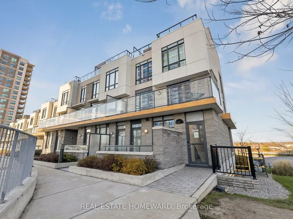 1245 Bayly St #21, Pickering, ON L1W 0B5