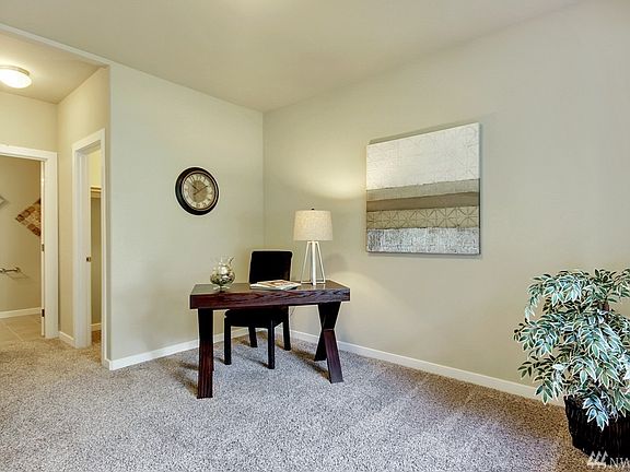 4th image of 5502 N Seaview St