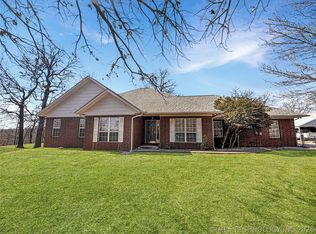 29877 S Qualls Rd, Park Hill, OK 74451