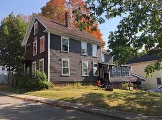 7 Beal St, Winthrop, ME 04364