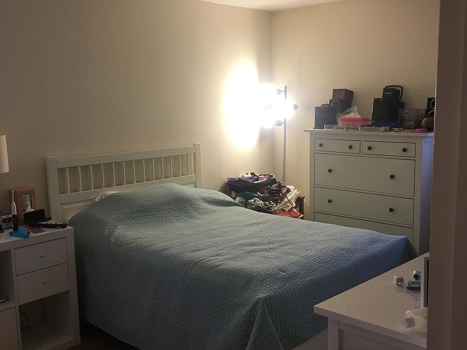 1st image of 580 Mayfair Dr S #1
