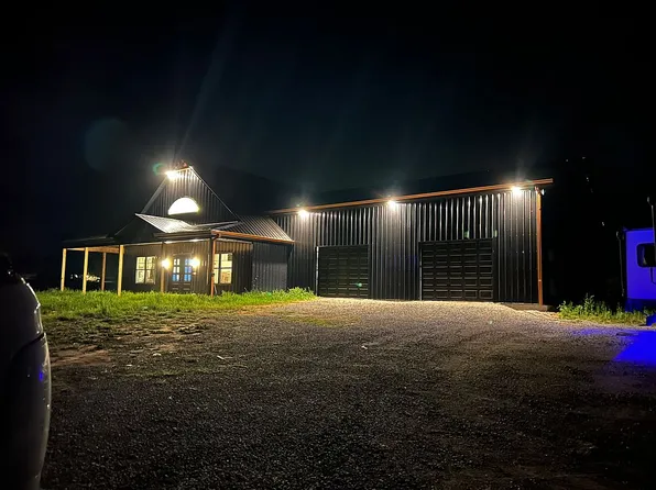 3691 New Jackson Hwy, Hodgenville, KY 42748