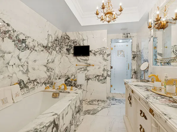 975 Park Avenue image 11 of 14