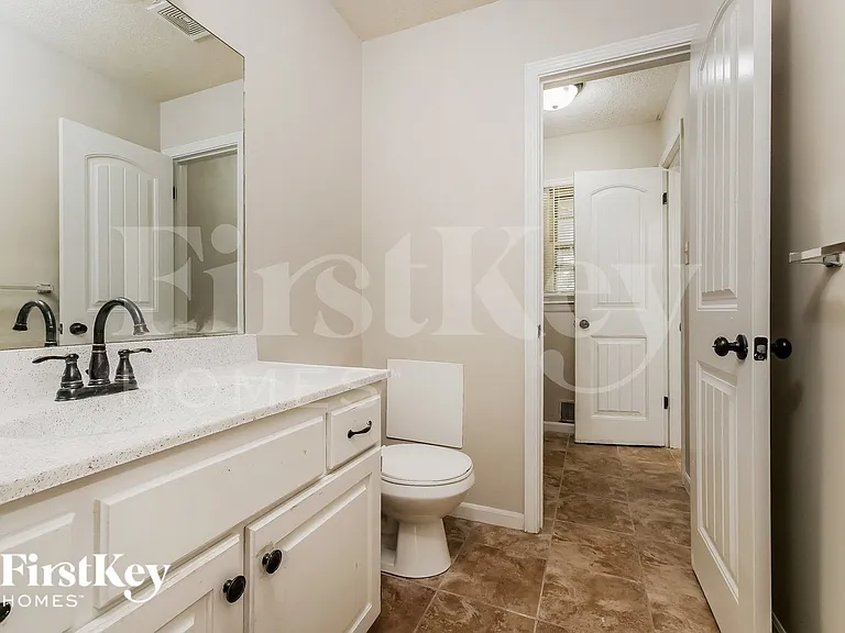 10400 E 79th Ter — Photo 11