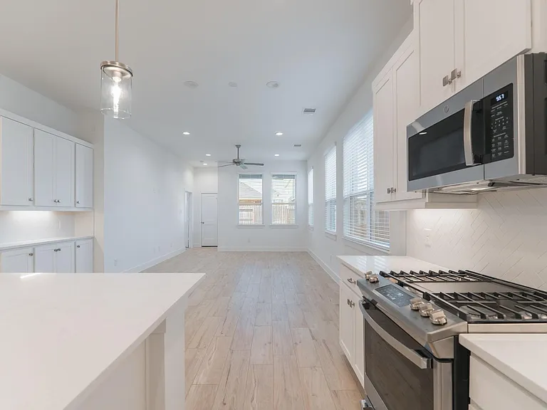 10747 Pine Pink — Photo 7