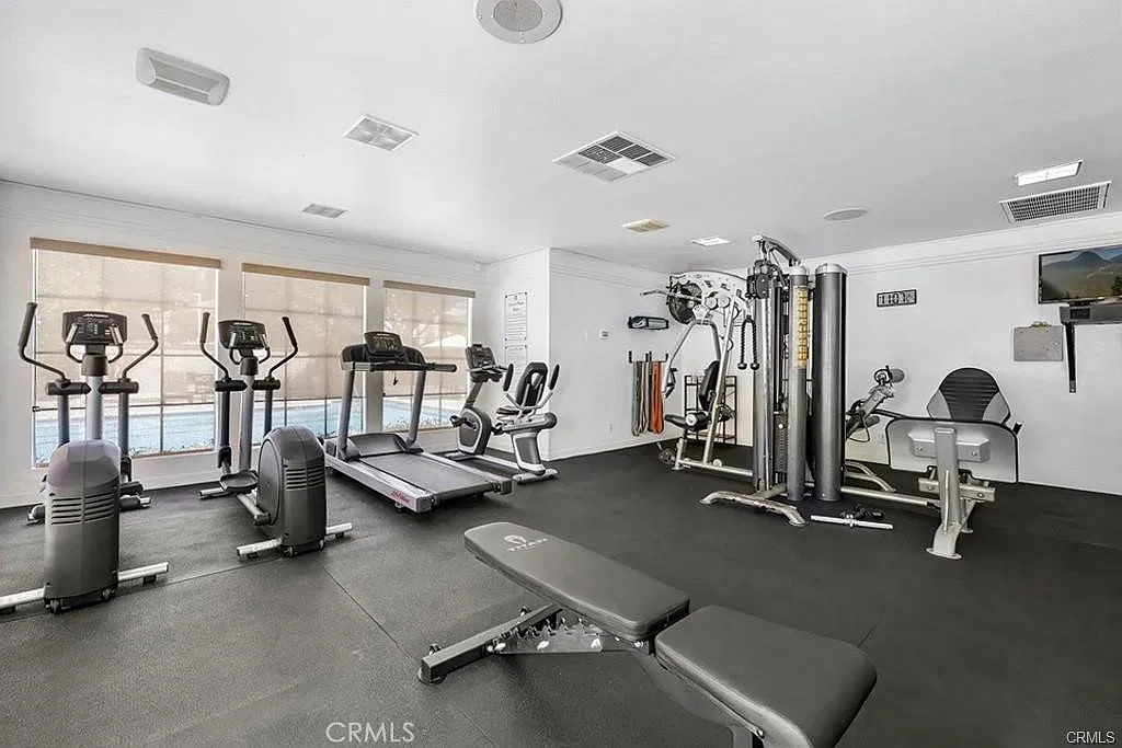 1 bed, 738 sqft, $2,800 — Photo 2