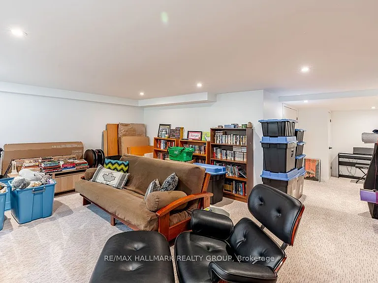 199 Lennox Park Ave — Photo 39