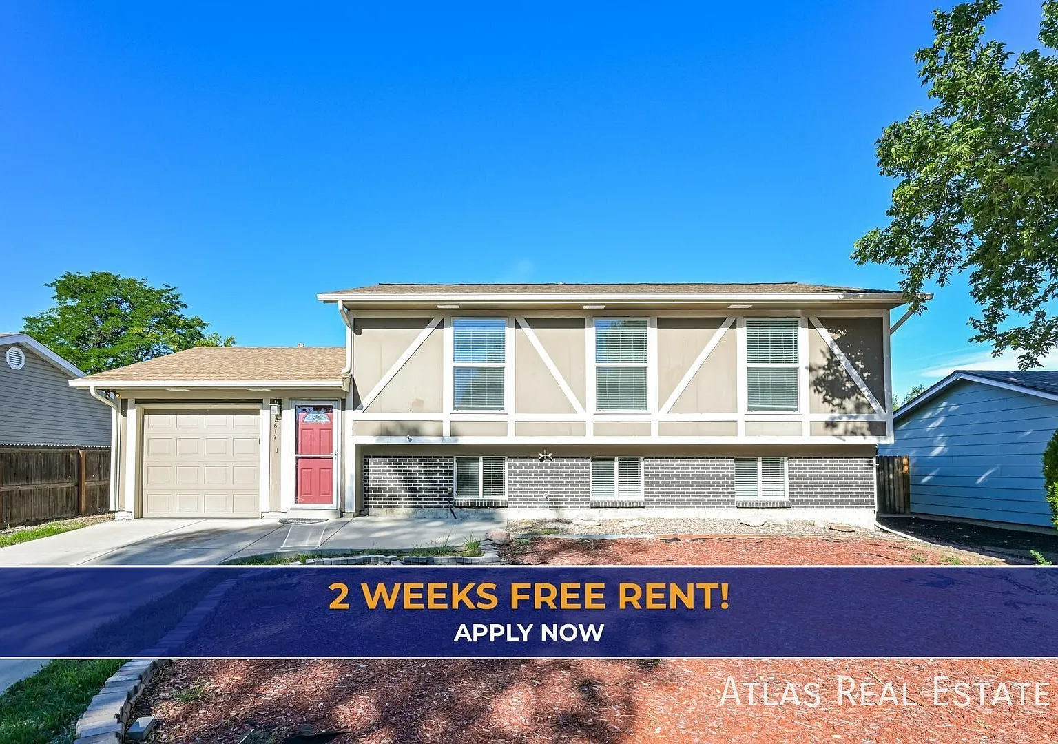 2 Weeks Free Rent & Free 55" Tv If Moved In By 9/15! Charming 4 Bed, 2 Bath Split-Level Home With... — Photo 1