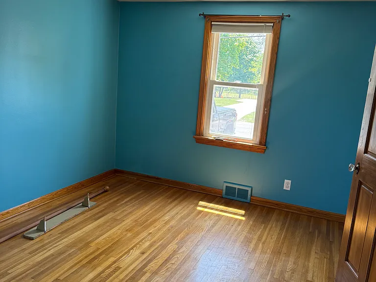 38 Greenwood Ave — Photo 14