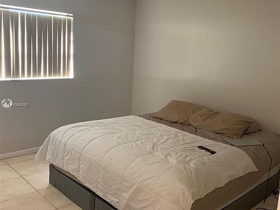 5th image of 608 NE 2nd St APT 234