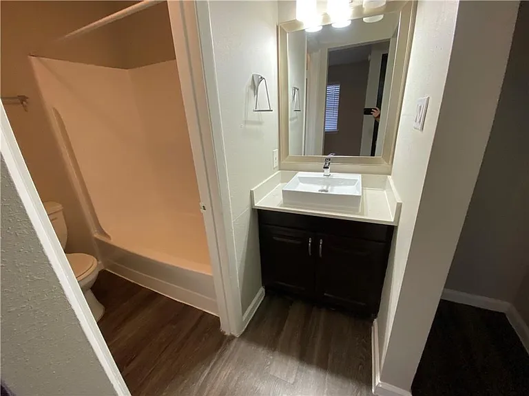 4314 Gillis St — Photo 10
