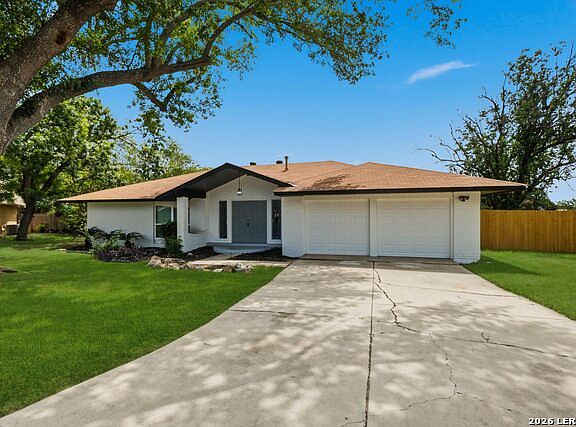 2nd image of 502 Moorside Dr