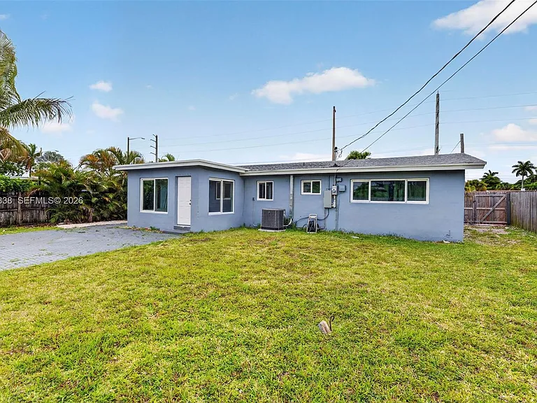 2909 NW 9th Ave — Photo 23