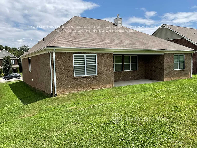 8026 Forest Hills Dr — Photo 18