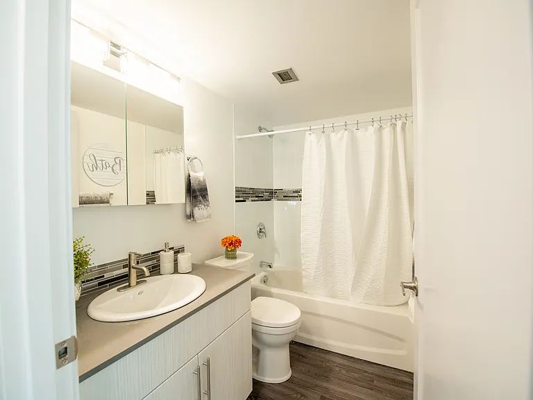 120 Donald St — Photo 17