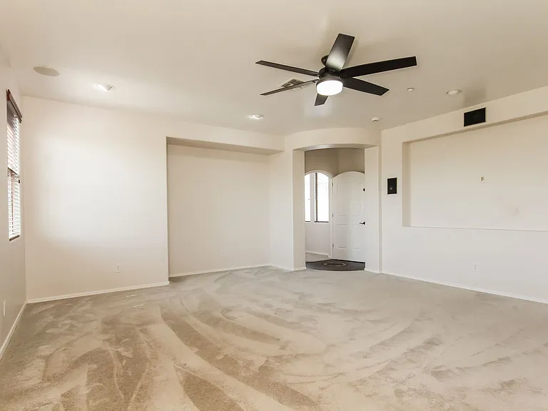 2433 W Horsetail Trl — Photo 6