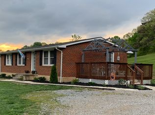 668 Webster Heights Rd, Roanoke, VA 24012