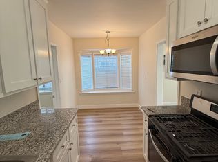2200 W Olive Ave SUITE 111, Burbank, CA 91506