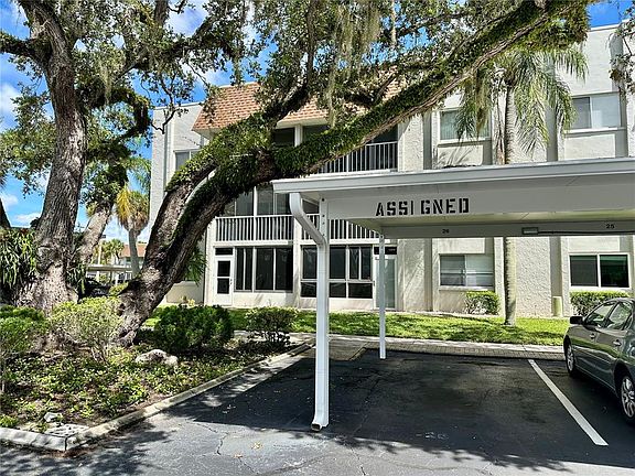 3rd image of 1330 GLEN OAKS DRIVE E #370D